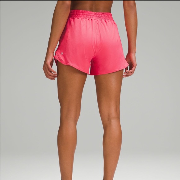NWT Lululemon Hotty Hot High Rise Lined Short 4” Lip Gloss pink - Picture 2 of 7